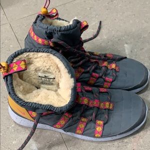 Nike boots worn once